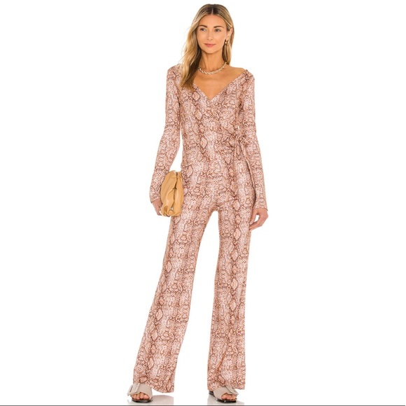 🌸Lovers+Friends | Long Sleeve Snakeprint Wrap Top - Picture 4 of 5